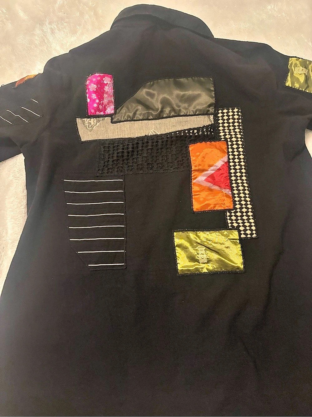 John Mark Abstract Patchwork Button Down Top - Picture 4 of 5